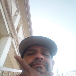 Meet your Posher, Adan